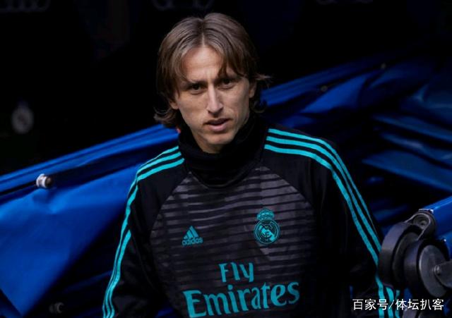 两战28扣15中+2拦6发：女排17岁1.82米重炮手太稳 再冲最佳主攻？